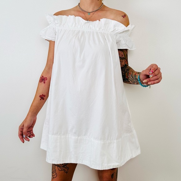 Free People Dresses & Skirts - Free people off shoulder mini dress
